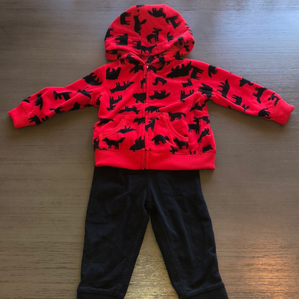 EUC Carter’s Zip up Fleece Jacket & pants 12M